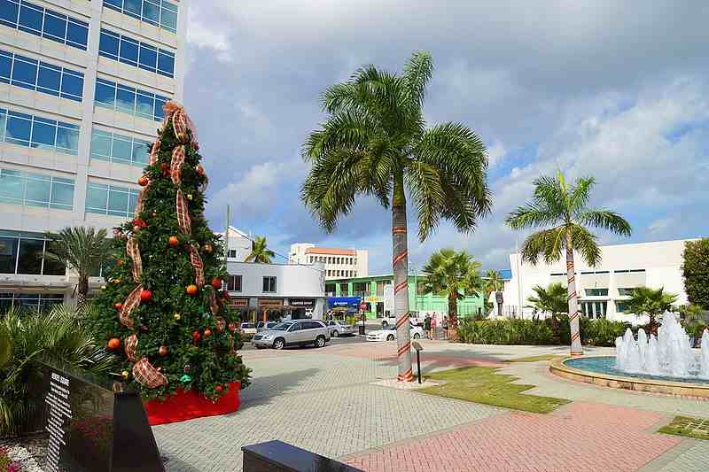 Heroe's Square in George Town Grand Cayman (2)