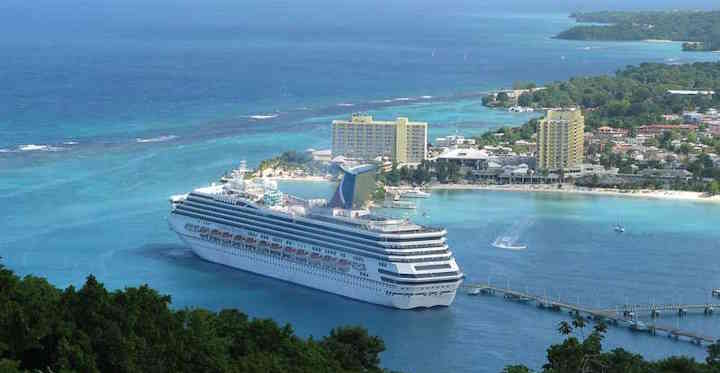Ocho Cruise Port
