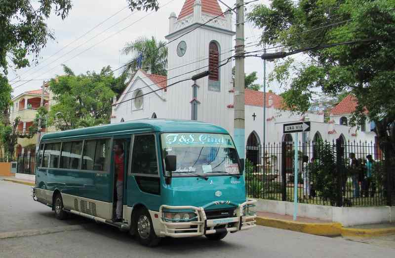 Local bus Santo Domingo