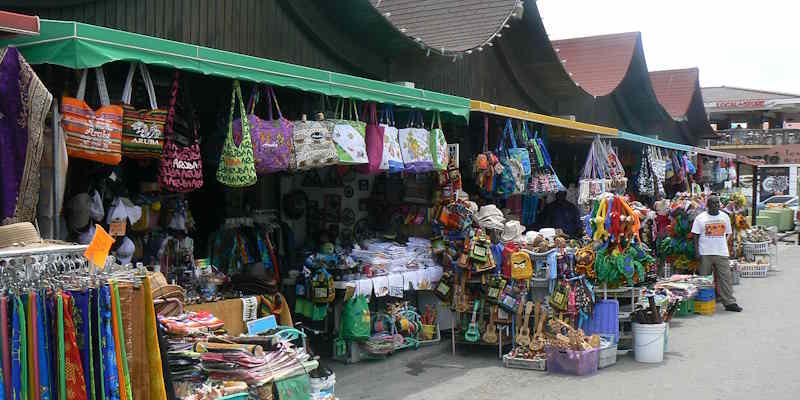market in Aruba
