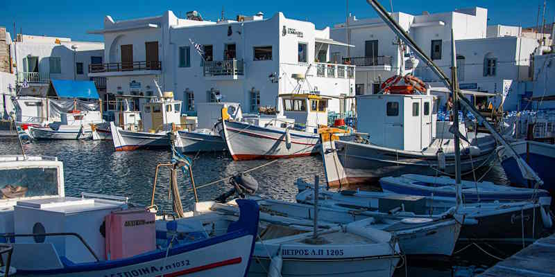 Paros