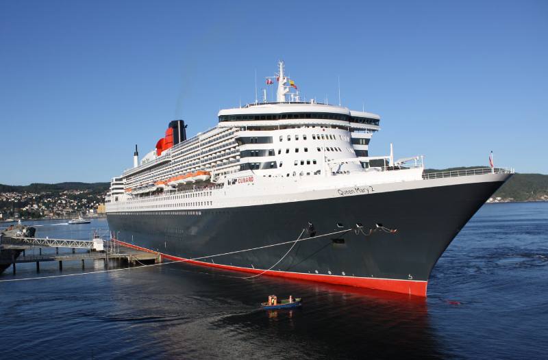 Queen Mary 2