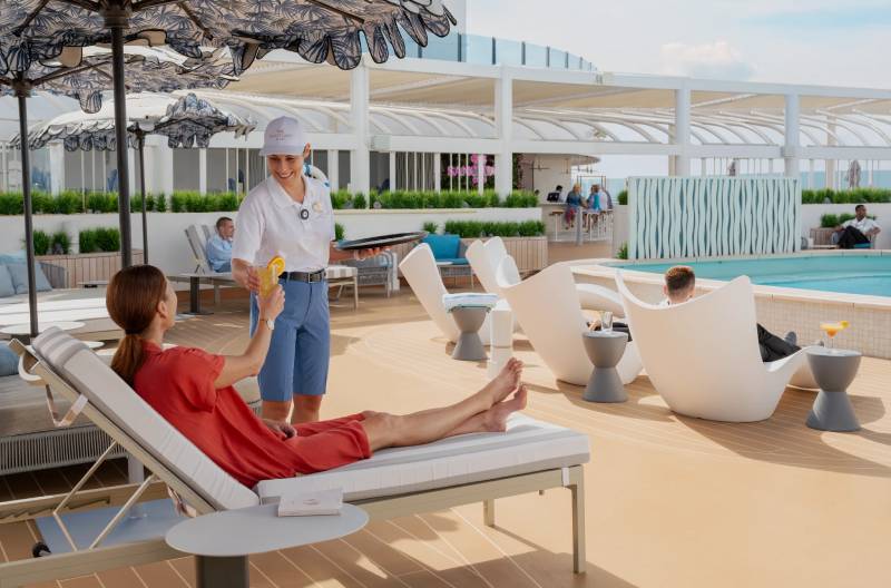 Sun Princess Pool Deck